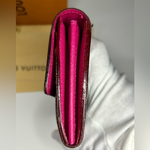 LOUIS VUITTON MONOGRAM MURAKAMI NOIR Sarah Wallet - Picture 6 of 9